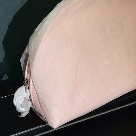 Pink GIVENCHY pouch bag - Picture 2 of 7